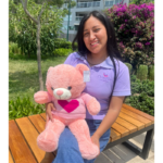 _ : .Peluche Oso Abrazos con Suéter - Imagen 2