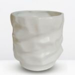 _ Maceta de Cerámica Fina con Textura Azul/Blanca - Imagen 2